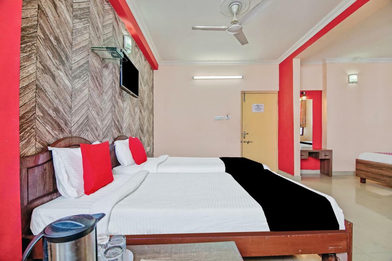 Capital O 41962 Hotel Mandakini Continental Lucknow Zewnętrze zdjęcie